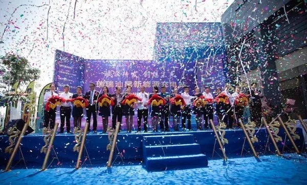 1642819797153457.jpg 640.webp (1).jpg